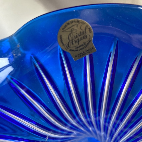 Cristal D'Arques Blue Vases Scalloped Footed Twist Stem 24% Lead Crystal France - Picture 3 of 8